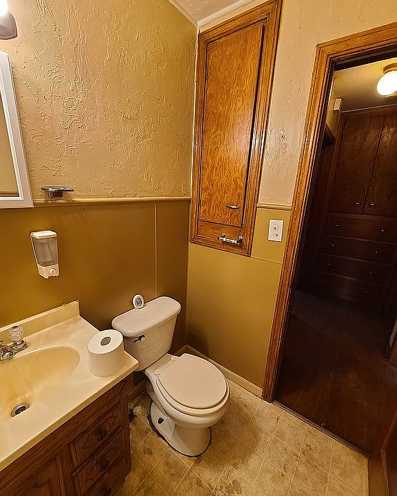 1st image of 4008 E Fairview Dr