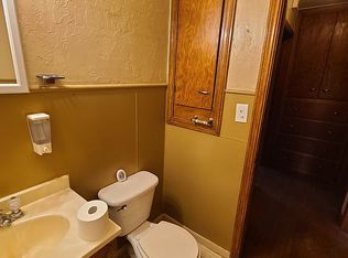 4008 E Fairview Dr, Del City, OK 73115