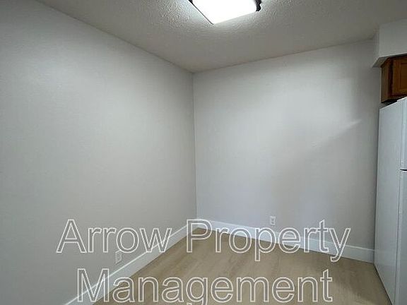 4th image of 535 W Saunders Ave #5