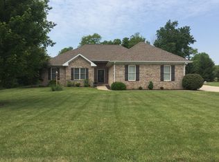 2301 N Wicklow Dr, Muncie, IN