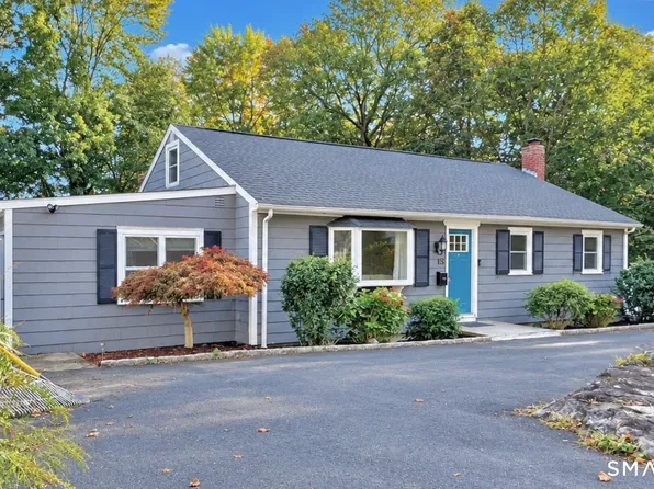 15 Whitwell Street, Milford, CT 06461