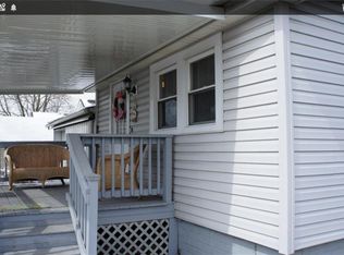 221 W Park Ave, Columbiana, OH 44408
