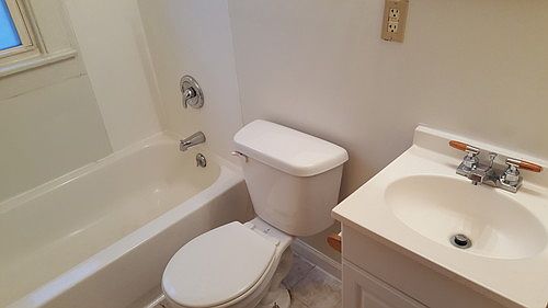 5th image of 3531 Delphos Ave