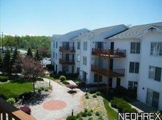 5753 Lake Rd E #531, Geneva, OH 44041