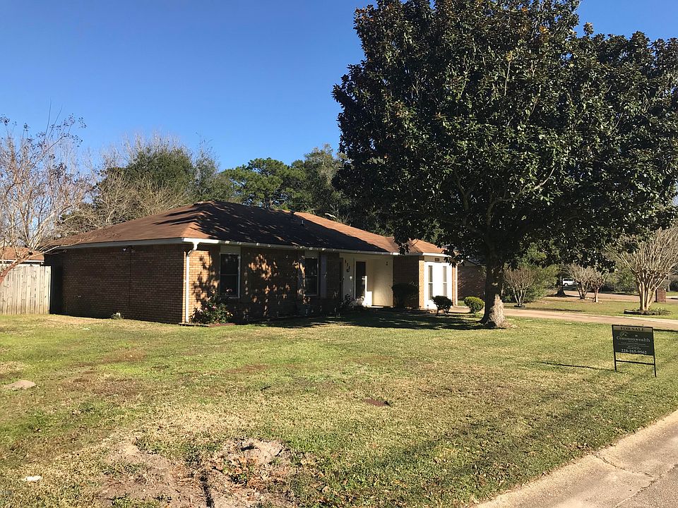 1st image of 536 Forest Dr