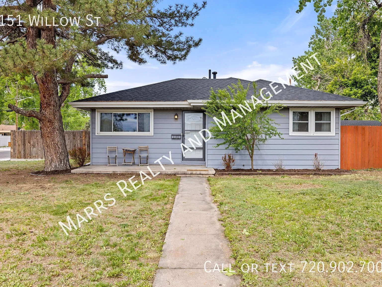 3 Bedroom 1 Bath Updated Lowry Bungalow — Photo 1