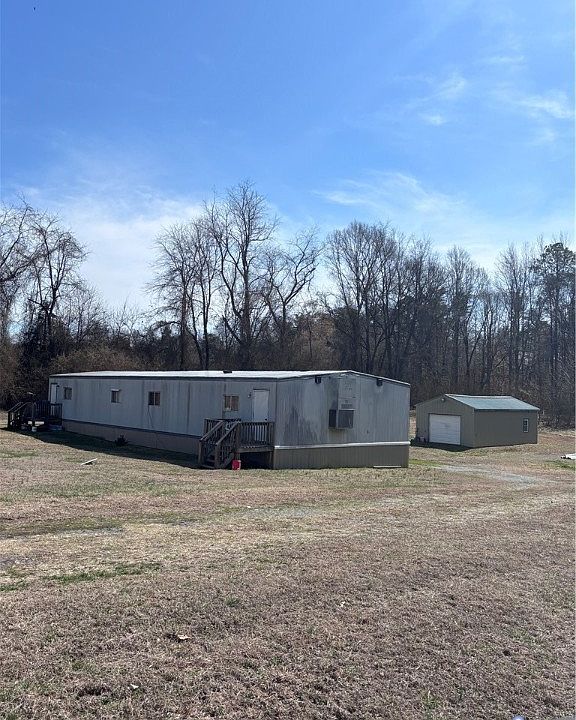 2nd image of 37 Ca Ira Rd