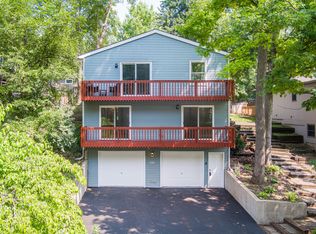 1012 W Dale Ave, McHenry, IL 60051