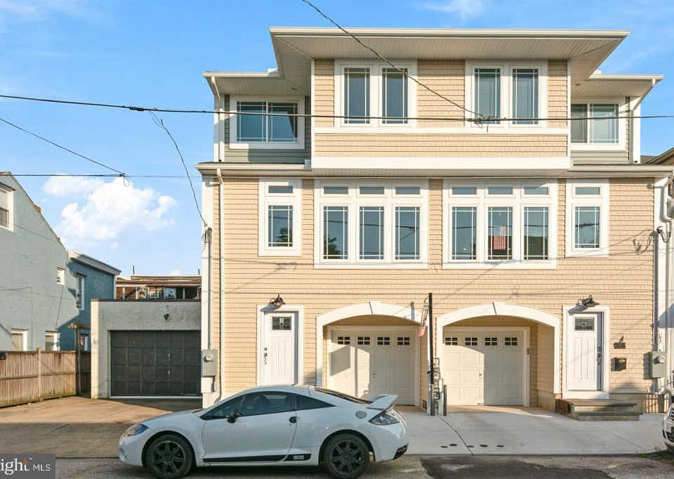 1st image of 4637 Salmon St