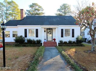 811 Westover Ave, Kinston, NC 28504