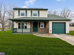 28 Woodcrest Dr, Eastampton, NJ 08060