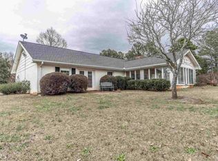 1421 McHenry Xing, Madison, GA 30650