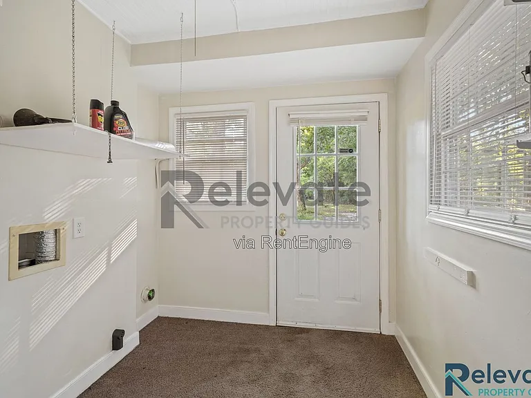 9229 Reams Rd — Photo 17