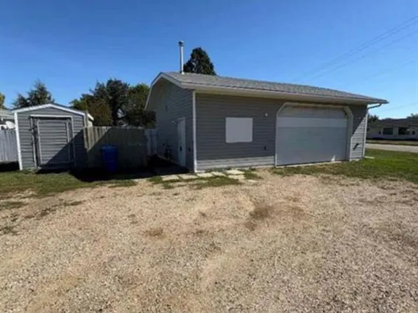 4819 52nd Ave, Grimshaw, AB T0H 1W0