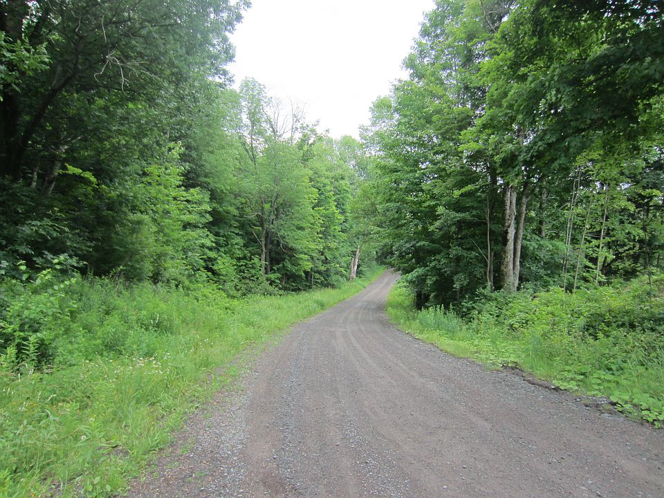 2nd image of Hetzel Rd