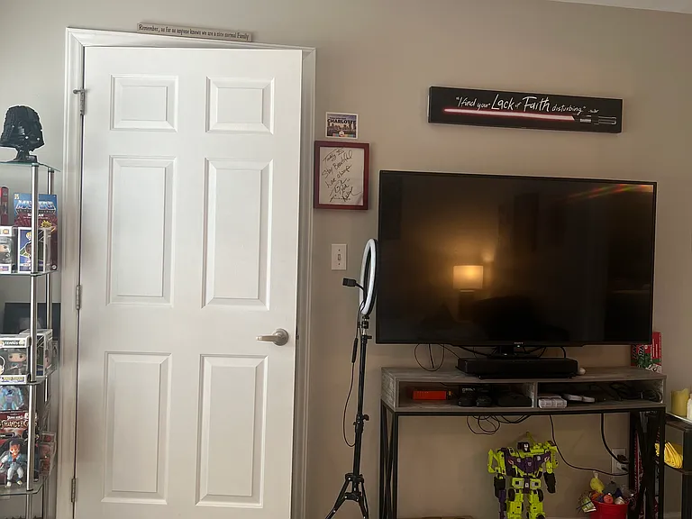 509 Graham St #1D — Photo 10