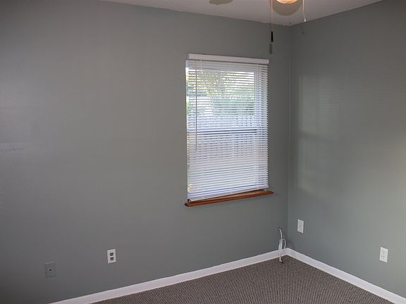 3rd image of 810 Entero Ln