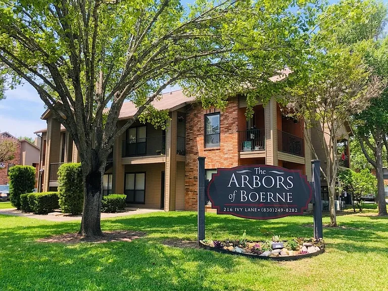 Arbors of Boerne Apartments — Photo 14