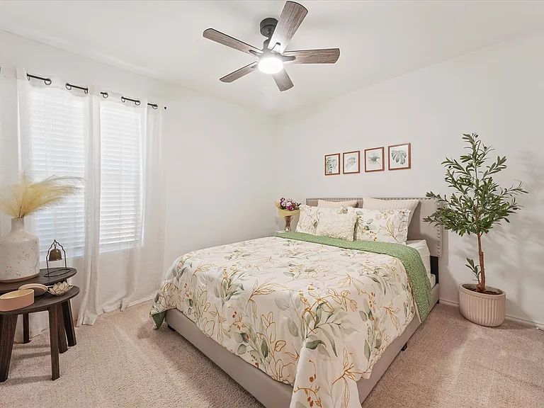 2403 Hesperus Ave — Photo 14
