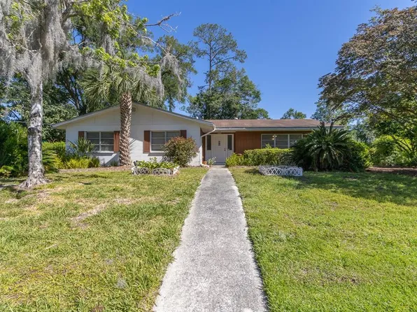 4610 NW 17th Pl, Gainesville, FL 32605