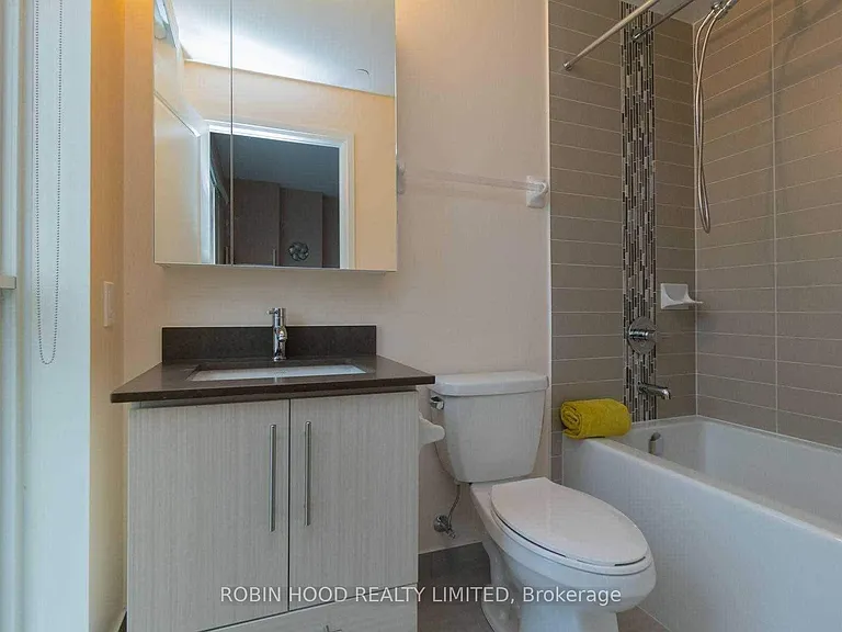 65 Oneida Cres #1508 — Photo 9