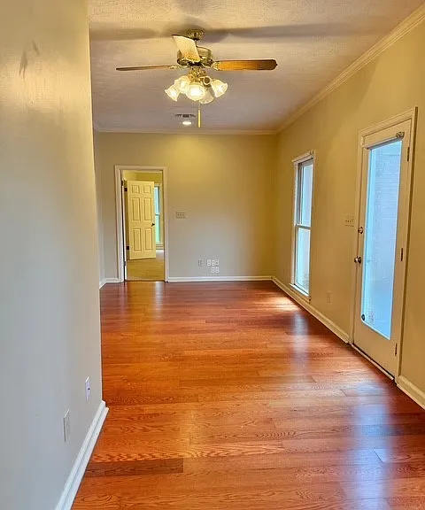 8200 Harrogate Hl — Photo 7