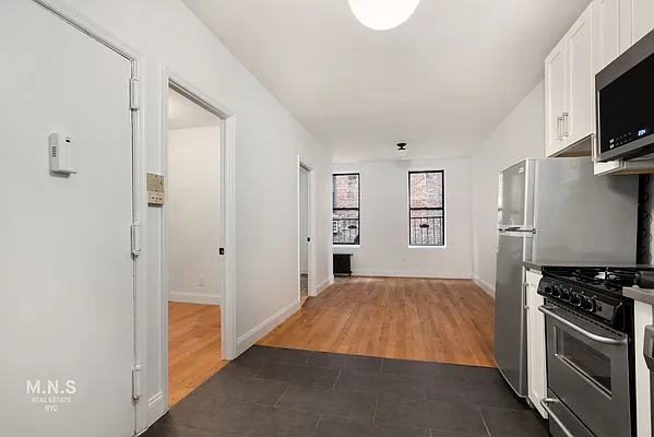 Rented by MNS | media 13