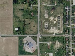 11592 Randolph St, Winfield, IN 46307