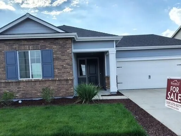 201 Alberta Street, Tulare, CA 93274