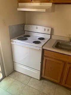 2282 Wyda Way — Photo 5