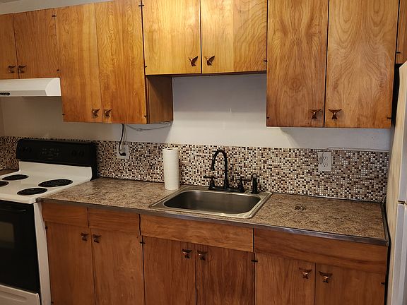 5th image of 1730 W Pacific Ave #1B