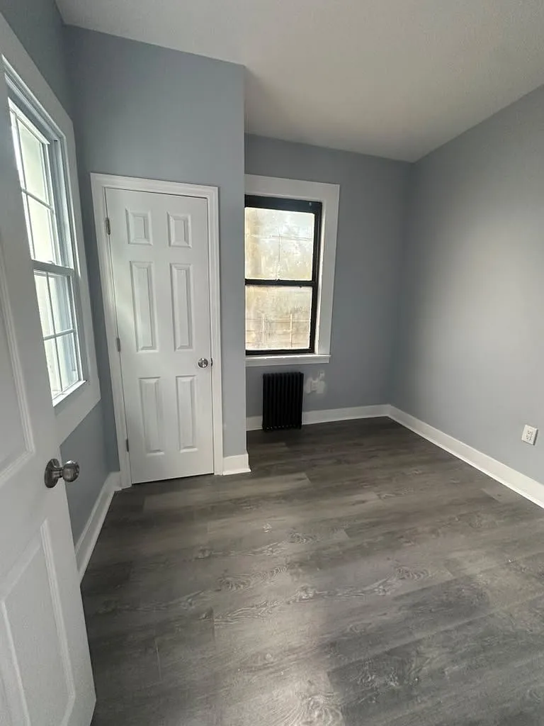3 bed, 1.0 bath, $3,450 — Photo 3