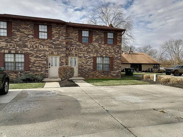 3812 Mack Rd #R — Photo 14