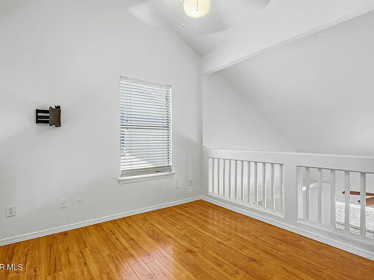 3749 Leticia St — Photo 27
