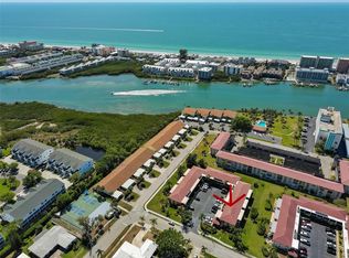 10190 Imperial Point Dr W APT 12, Largo, FL 33774