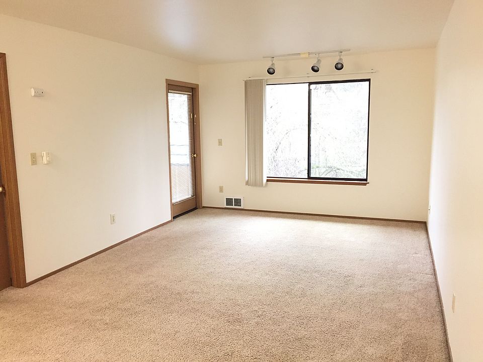 1st image of 2251 NE Blakeley St APT 308