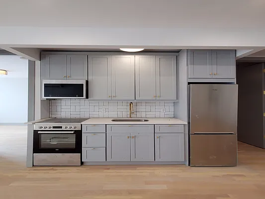 Rented by Sunshine Management Group, LLC | media 10