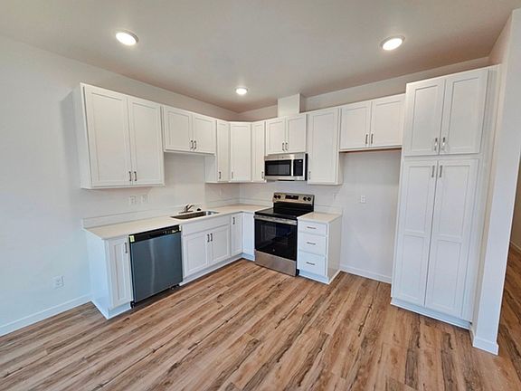 3rd image of 1250 Baxter Rd SE #1276