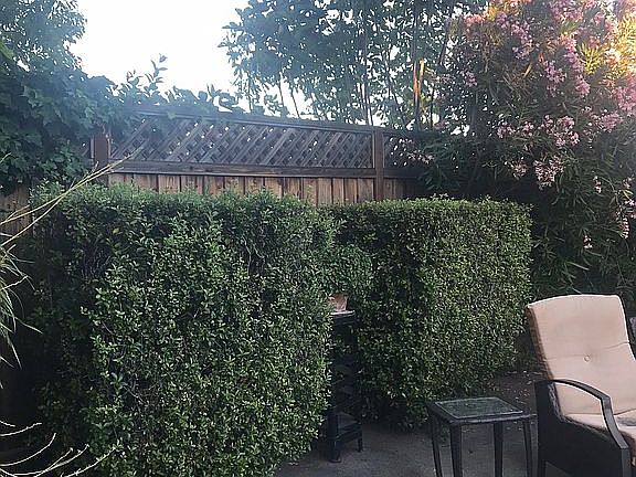 5th image of 5552 Dwight Ave