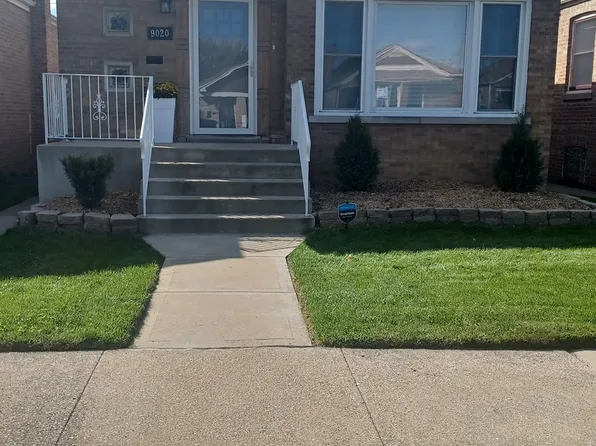 9020 S East End Ave, Chicago, IL 60617