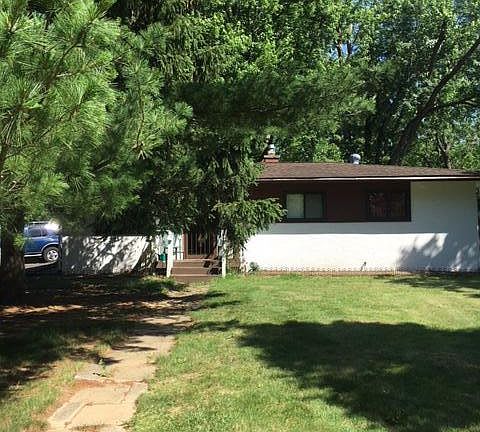 2nd image of 143 W Mariemont Dr N
