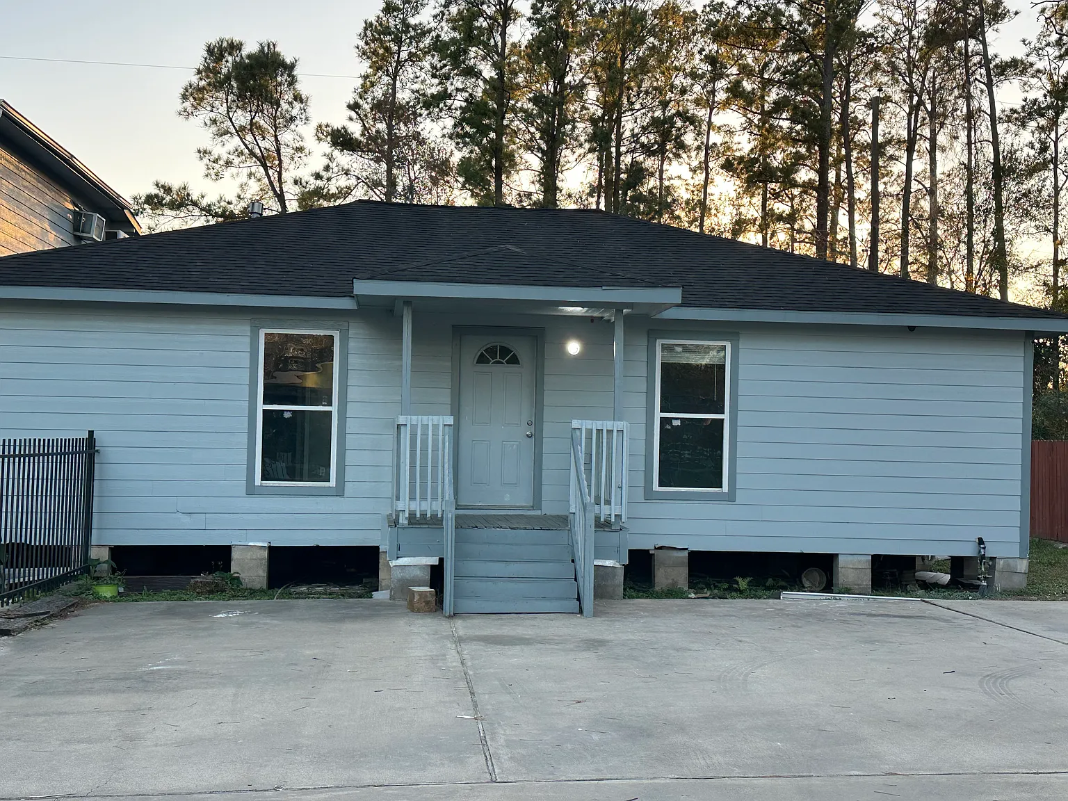 4 bed, $1,750 — Photo 2