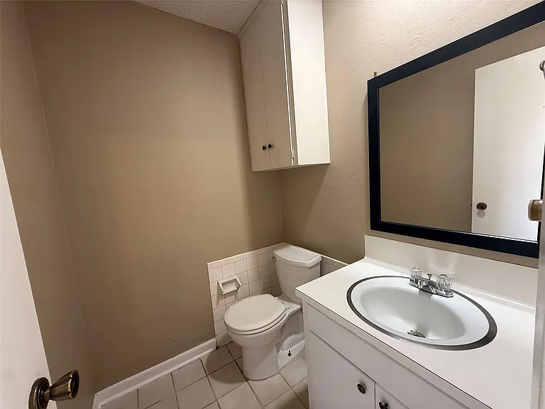 1510 Glen Burnie Dr — Photo 7