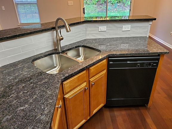 5th image of 2308 Oakdale Creek Ln