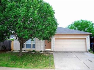 8641 Arcadia Park Dr, Fort Worth, TX 76244
