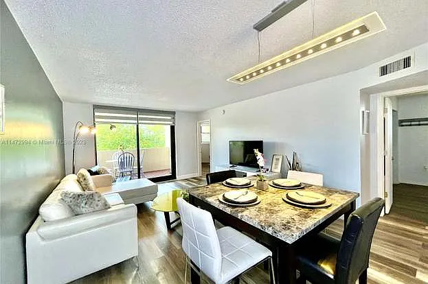 7451 NW 16th St #310 — Photo 39
