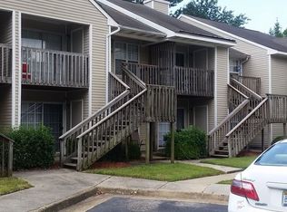 16 Lakeside Cres #B, Hampton, VA 23669