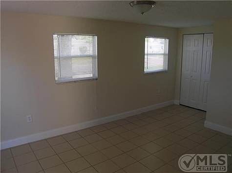 3rd image of 4340 Bellewood St