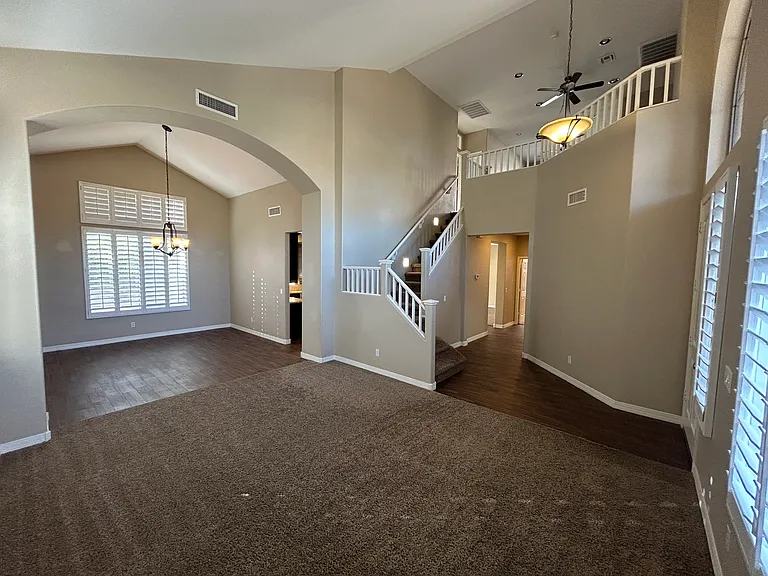 5163 W Village Dr — Photo 7