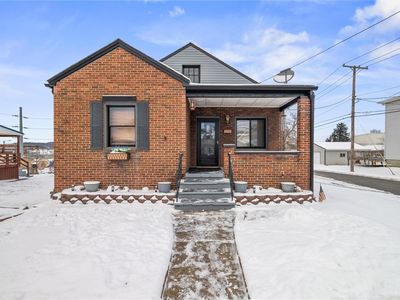 44 Franklin Ave, Ellwood City, PA, 16117